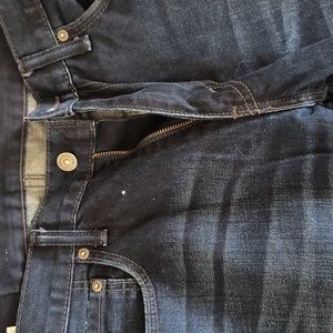 Men's Levi's 34x32 dark blue jeans